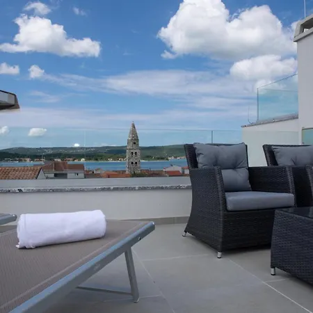 Διαμέρισμα 1 Stella Deluxe With A Heated Swimming Pool, Jacuzzi, Sauna And Bbq